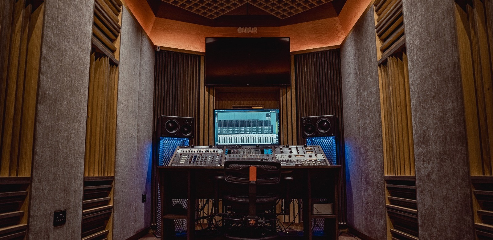 Acoustic isolation studio setup with seismic spring mounts - Premium vibration control Indonesia